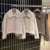 Kuzuwata Automne Vestes Vêtements Japonais Soudes Femmes Vêtements Solide Turn Bouton Collier Poches à manches longues Manteaux courts 220118