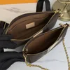 古典的な女性のバッグ品質の女性のイブニングショルダーバッグクロスボディーズプールハンドバッグチェーントート財布ママクロスボディフラップハンドバッグ財布ラウンドトートウォレット