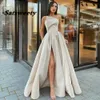 Elegante strapless avondjurken Een lijn Side Slit Satin Prom Dress Special Wrap Party Jurken Abiti da Cerimonia6763996