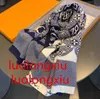 Klassisk ny designer Womens Scarf broderade sjalar Vintermode lyxig gåva 180 50 cm nr Box6104582