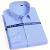 Camicie eleganti basic da uomo a maniche lunghe classiche tinta unita / a righe Camicia sociale da ufficio standard con tasca applicata singola 220309