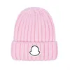 Gorro de malha clássico de alta qualidade para mulheres masculinas outono inverno quente lã grossa bordado chapéu frio casal moda chapéus de rua