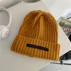 Basker 10 färger unisex ren färg stickad mössa mink ull vinter hatt damer akryl höst varm skalle