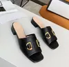 Kvinnor Princetown Loafers Summer Beach Slippers Classic Metal Buckle Broderi Sandaler Ladies Läder Half Slipper Pattern Slides