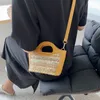 2021new Moda Çantalar Renkli dokuma doku basit omuz crossbody çanta hasır çanta Rahat Stil Çanta