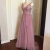 Beading Prom Dresses Plus Size Różowy Wysoki Split Tulle Sweep Pociąg Rękawów Suknia wieczorowa A-Line Lace Up Backless Vestido DE 210719