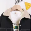 ベビーガールコートファッションキッズボーイズジャケット冬の幼児コート子供暖かいアウターウェアベビー服のための新生児ジャケット