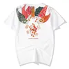 Casual Hip Hop Impresso T-shirt dos homens Carpa Fish Riqueza Tatuagem Design O-pescoço Manga Curta Algodão Chinês Tops Tees