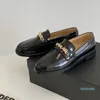 Mocassins femmes 2021 nouvelle lettre en cuir verni chaîne chaussures en cuir cuir style anglais chaussures à pied unique