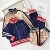 Kids Designer Clothing Sets New Luxury Print Tracksuits Fashion Letter Jackets + Joggers Casual Sports Style Sweatshirt Boys Clothes