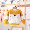 Varmt barnpojkar Flickor Sweatshirts Höst Winter Coat Sweater Baby Plus Velvet tjockna Outfit Kids Warm Kläder Promotion 211102