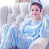 Pyjamas pour femmes hiver flanelle à manches longues vêtements de nuit velours corail nuisetteLadies service à domicile 2 pièces pyjamas maison hauts 210928