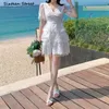 Robe en dentelle blanche femme été col en v plage brodé Rose Vestido es taille haute creux Mini femme vêtements 210603