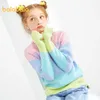Balabalaの女の子のセーター子供のボトムなシャツ春服子供服巨乳虹縞模様のトップ201109