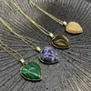 Pedra natural Tigre Eye Stoneturquoise Opala Cristal Coração Coração Colares Para As Mulheres Reiki Heal Crystal Pendulum Encantos Colar