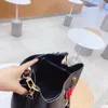 2021 Summer Fashion Borsa a mano a una spalla a due pezzi Borsa diagonale portatile a due pezzi Grande capacità Ladies Dual-Uso Tempo libero Semplice e versatile