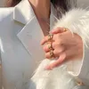 Clusterringen 2021 Trend Retro onregelmatige 18k gouden open vinger voor vrouwen Twisted Ball Resizable Jewelry Men Brass Base