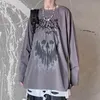 Camiseta de manga larga Tops Mujer Streetwear Top Goth Harajuku Skull T Shirt Funeral Graffiti Dark High Street Loose Bottoming 210302