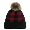 Vuxna tjock varm vinter hatt för kvinnor mjuk stretch kabel stickad pom poms hattar kvinna skullies mössa flicka skidlock kepsar 9302
