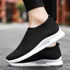 Mode Sneakers Kvinnor Vulkaniserade Skor Andningsbara Stickade Strumpor Män Casual Sport Ljus Kvinnor Running Flats Y0907