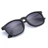 Classic Chris Sunglasses Moda Mens Mens Polarized Sunglass Vidros Vidros Vidros Polarizador Driving Óculos Proteção UV com caso de couro de alta qualidade