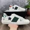 2021 Men Women Sneaker Casual Shoes Low Top Ace Bee Stripes Flat Shoe Walking Sports Trainers Embroidery Tiger Stars Chaussures Pour Hommes