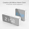 LED Miroir Réveil Numérique Veilleuses Thermomètre Horloges Murales Lampe Carré Rectangle Multi-fonction Table Montre USB / AAA 220311