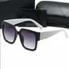 3933 Hommes Femmes Designer Lunettes de soleil Lunettes de soleil rondes Mode Or Cadre Verre Lentille Lunettes pour homme femme avec des cas originaux Boxs Couleur mélangée