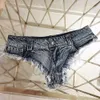 Nuove donne estive sexy vita bassa buco nappa pantaloncini di jeans spiaggia jeans pantaloncini clubwear S M L Xl 210306