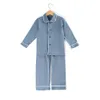 100% coton marine couleur unie garçons filles vêtements de nuit bouton famille frères et sœurs correspondant aux enfants de Noël à volants enfants pyjamas 210908