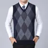 Moda marki Swetry męskie swetry V Neck Slim Fit Buckers Dzianiny Bez Rękawów Jesień Koreański Styl Casual Mężczyźni Odzież 211006