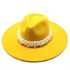 Chapeaux à large bord 9.5CM laine Jazz Fedora décontracté hommes femmes cuir perle ruban feutre chapeau blanc rouge rose Panama Trilby casquette de fête formelle