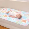 Dessin animé ours bébé matelas à langer coton grand changeur de couches pour nouveau-né imperméable à l'eau matelas à langer tapis de jeu de sol 212606398