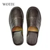 Pantoufles Pantoufles Hommes Grandes Tailles Véritable Cuir De Vache Maison Mâle Intérieur Maison pour Hommes Pantoufles Femmes Homme Pantoufle De Luxe Doux Chaussures Plates 220308