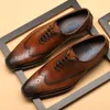 Mode bout d'aile en cuir véritable Oxford chaussures hommes bout pointu à lacets Oxfords robe Brogues mariage affaires plate-forme chaussures F6