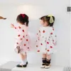 Çocuklar Kızlar için Elbiseler Sonbahar Örme Taç Çilek Uzun Kollu Yıldız Tarzı Prenses E8987 210610