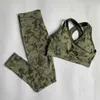 2 sztuk / zestaw bez szwu Camo Yoga Zestaw Kobiety Fitness Workout Sport Garnitur Dziewczyny Gym Odzież Legginsy + Sport Bra Femme Sportswear 210813