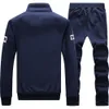 Hombres Otoño Invierno Chándal Abrigo Hombres Deporte Top Pantalones Cremallera Ropa deportiva Set Running Sports Traje Run Chaquetas Pantalones Plus Tamaño S24 201210