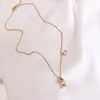 Collane con ciondolo Clessidra alla moda con strass intarsiati Scava fuori Deco Collana in acciaio al titanio in oro rosa Regali di gioielli