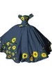 Girasoles vintage Vestidos de quinceañera bordados Charro Estilo mexicano Fuera del hombro Corsé con lazo grande Vestido de fiesta dulce 16 P243V