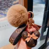 Mouse Design Car Keychain Favor Flower Bag Pendant Charm Jewelry Keyring Holder for Men Gift Fashion PU Leather Animal Key Chain Accessories