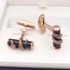 نقي Pure Pearl Luxury Cuff Links Heritage Range Red Bar في الفضة مع تفاصيل الثعبان والروثينيوم الأسود Man Shirt Cufflinks C3004935