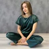 Hechan Green Brown Women Sleepwear 2 Piece Set Round Neck Kortärmad Top Solida Lösa Byxor Satin Hem Använd Casual Sus Sats 210928