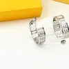 الأطواق العصرية F Elings Charm Designer arring for Women Jewelry Letter Love Silver Luxurys Designers Earrings Studs des Boucles Oreilles Hoop