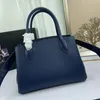 Women Luxurys Designers Bags 2021 fashion and comfortable shoulder bag serial number:6327 size:30*21*13cm