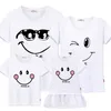 Famille correspondant vêtements mère fille vêtements tenues coton T-shirts décontractés Look père et fils maman moi vêtements 210724