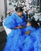 Übergroße blaue Ballkleider für schwangere Frauen, Babyparty, abgestufte Rüschen, Partykleider, individuell anpassbares Umstandsfotografie-Kleid