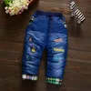 Nova moda meninas outono inverno engrossar jeans bebê boyembroidy jeans crianças cintura elástica calças de inverno calças aquecidas 210306
