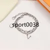 Pulseras con colgante de letras de lujo, pulsera de cadena doble, joyería de pareja de diseñador, brazalete de acero de titanio con sellos 9620593