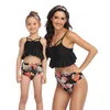 Euprean och Amrican Women Bikini Mamma Dotter Matchande Kläder Badkläder Kids Print Ruffles Baddräkt för 210529